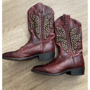 Frye Womens 6.5 Leather Billy Hammered Brass Stud Brown Boots, Used like new
